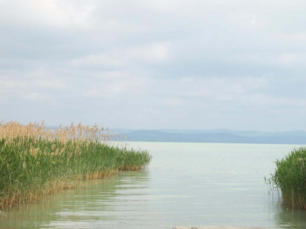 Perge Udulovilla Balatonszarszo Buitenkant foto